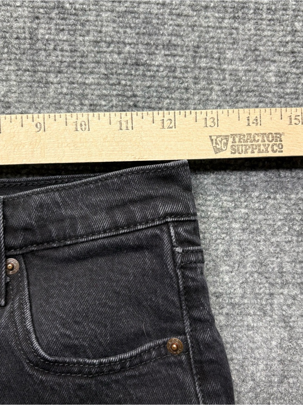 Levis Premium Jeans Womens 25x33 Black Ribcage Boot Button Fly Big E - Picture 9 of 16